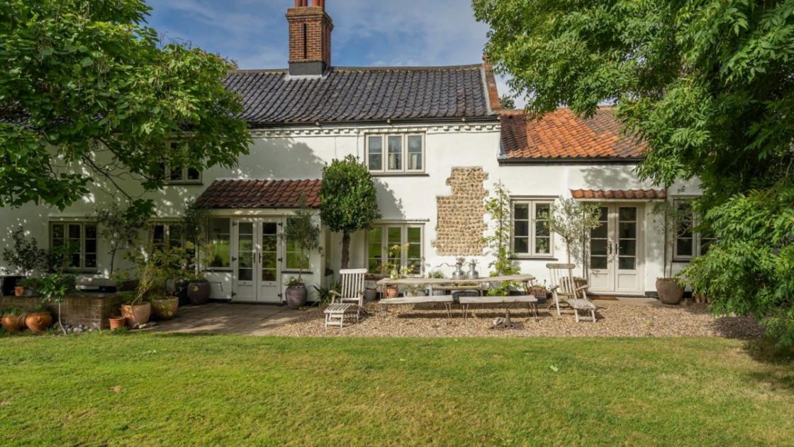See inside former brewery transformed into a cottage for sale for £875k 